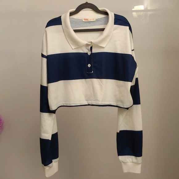 ROMWE Tops - Navy and White Crop Top